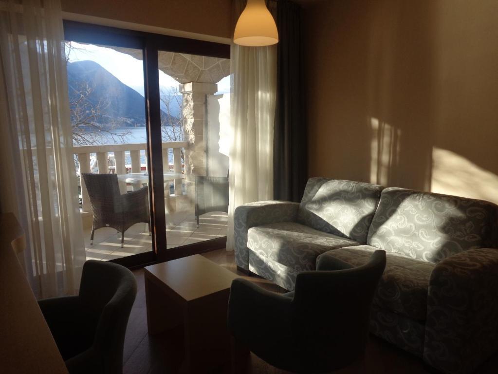 Apartments Bella Di Mare Kotor Phòng bức ảnh